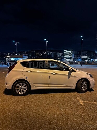 Hyundai Accent 2015, 350,000 km - 1.6 l - Bakı