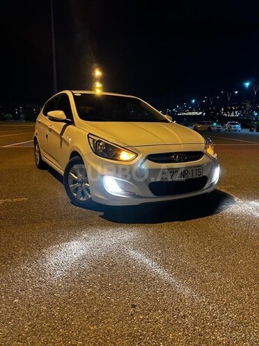 Hyundai Accent 2015, 350,000 km - 1.6 l - Bakı