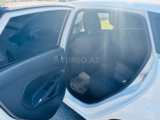 Ford Fiesta 2013, 79,000 km - 1.6 l - Bakı