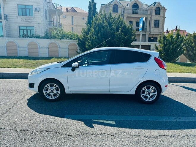 Ford Fiesta 2013, 79,000 km - 1.6 l - Bakı