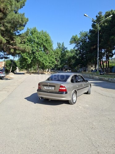 Opel Vectra 1996, 315,000 km - 1.8 l - Bakı