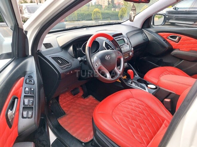 Hyundai ix35 2010, 198,000 km - 2.0 л - Bakı