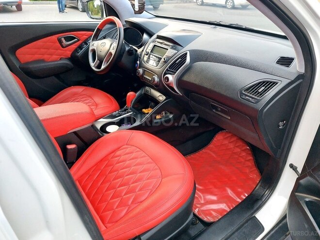Hyundai ix35 2010, 198,000 km - 2.0 л - Bakı