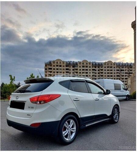 Hyundai ix35 2010, 198,000 km - 2.0 л - Bakı