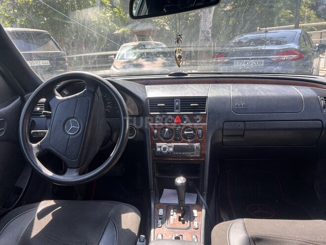 Mercedes C 220 d 1999, 826,657 km - 2.2 л - Bakı