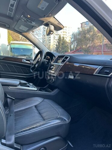 Mercedes GL 350 4MATIC 2014, 135,000 km - 3.0 l - Bakı