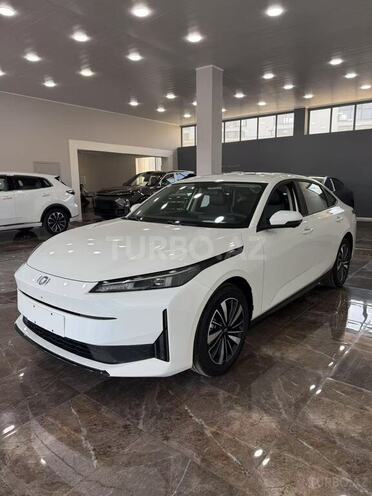 Changan Qiyuan A05-1
