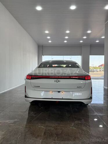 Changan Qiyuan A05-4