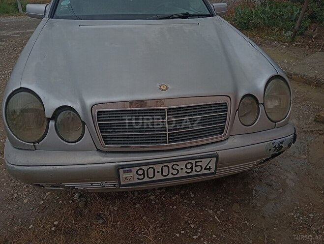 Mercedes E 230 1996, 317,000 km - 2.3 l - Bakı