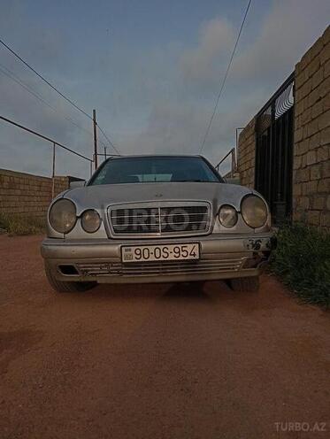 Mercedes E 230 1996, 317,000 km - 2.3 l - Bakı