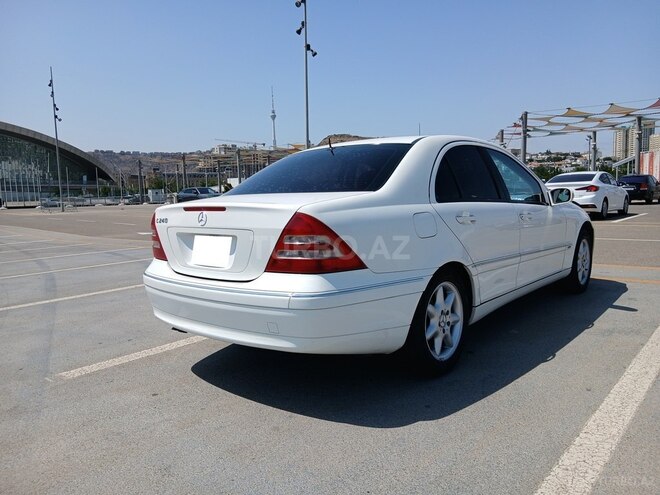 Mercedes C 240 2002, 209,000 km - 2.6 l - Bakı