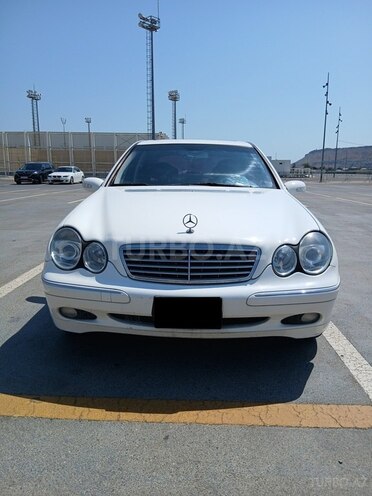 Mercedes C 240 2002, 209,000 km - 2.6 l - Bakı