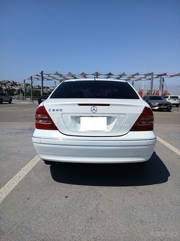 Mercedes C 240 2002, 209,000 km - 2.6 l - Bakı