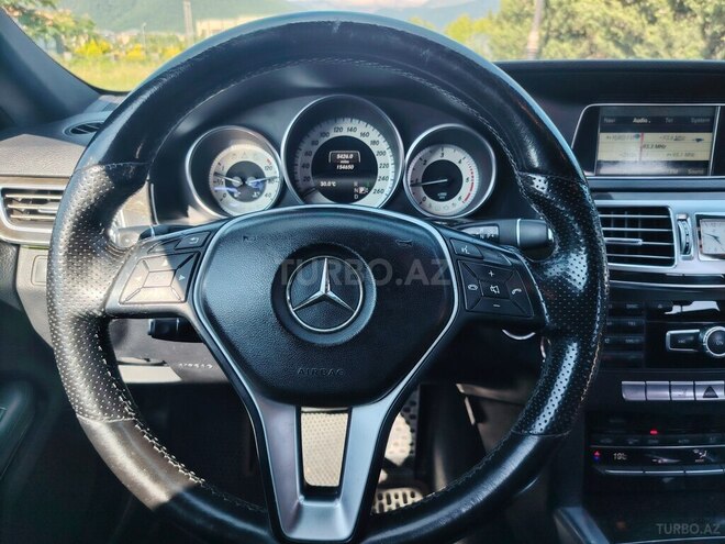 Mercedes E 220 d 2014, 15,000 km - 2.2 l - Qax