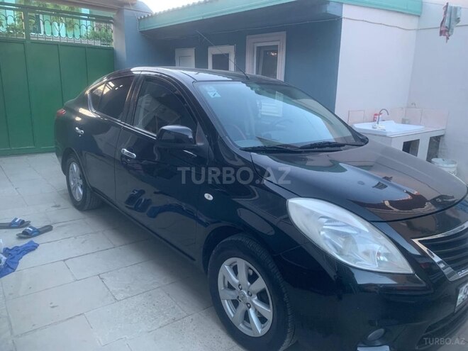 Nissan Sunny 2013, 250,000 km - 1.5 л - Bakı