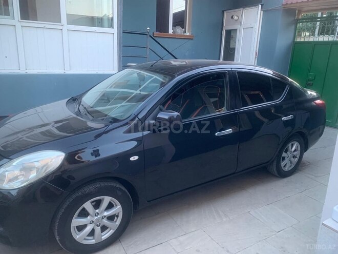 Nissan Sunny 2013, 250,000 km - 1.5 л - Bakı