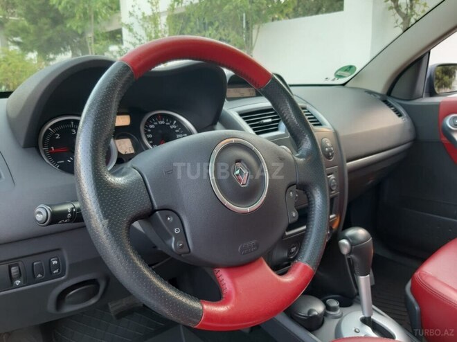 Renault Megane-7