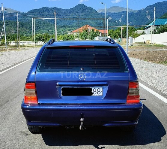 Mercedes C 180-5