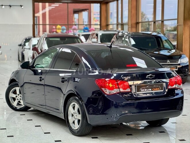 Chevrolet Cruze-6