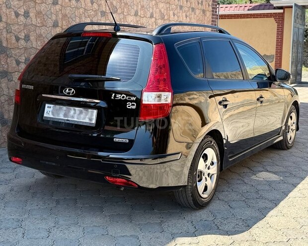 Hyundai i30 2011, 220,735 km - 1.6 л - Astara