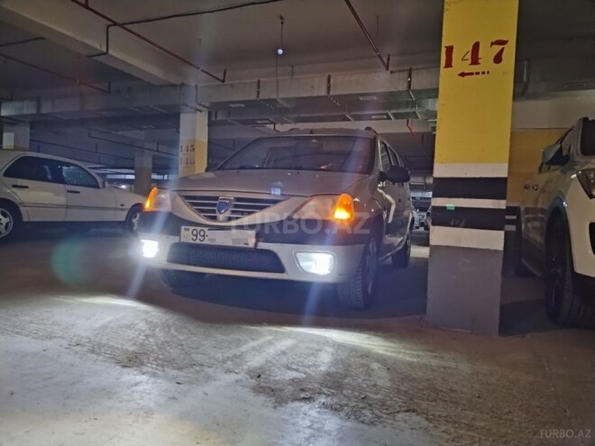 Dacia Logan 2008, 276,602 km - 1.5 l - Quba
