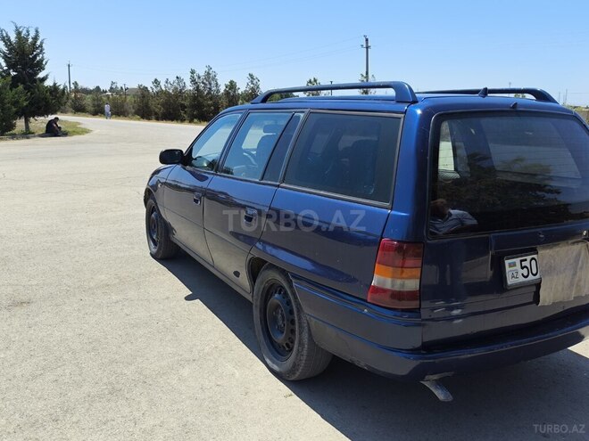 Opel Astra 1996, 401,736 km - 1.4 l - Yevlax