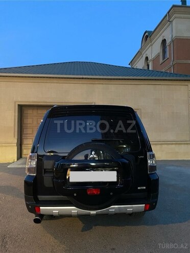 Mitsubishi Pajero 2007, 196,000 km - 3.0 л - Bakı