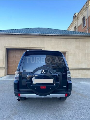 Mitsubishi Pajero 2007, 196,000 km - 3.0 л - Bakı