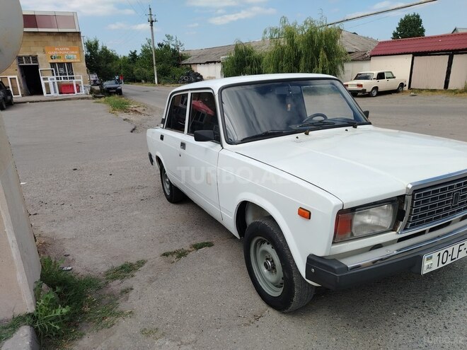 LADA (VAZ) 2107 2003, 75,000 km - 1.6 l - Quba