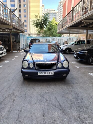 Mercedes E 240 1999, 400,627 km - 2.4 l - Bakı