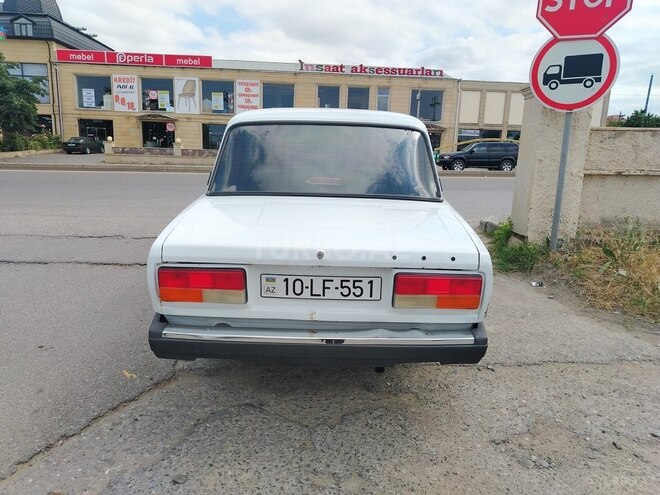 LADA (VAZ) 2107 2003, 75,000 km - 1.6 l - Quba