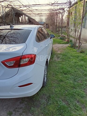 Chevrolet Cruze 2018, 169,221 km - 1.4 л - Qax