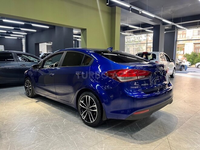 Kia Cerato-8