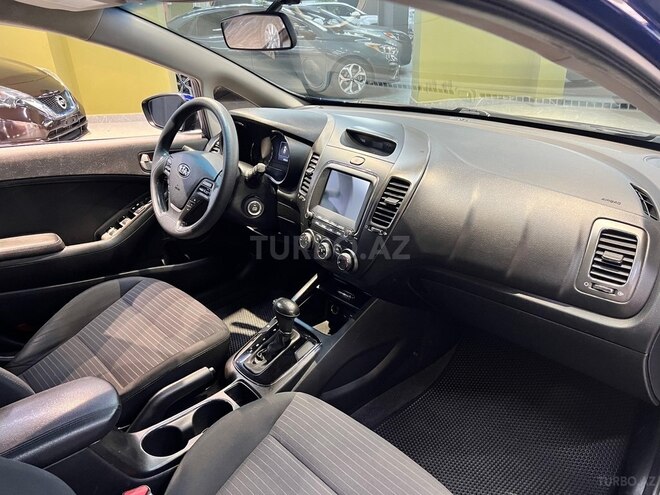 Kia Cerato-12