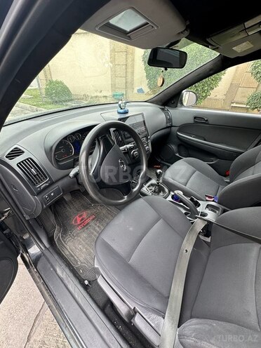 Hyundai i30 2008, 242,000 km - 1.4 l - Bakı