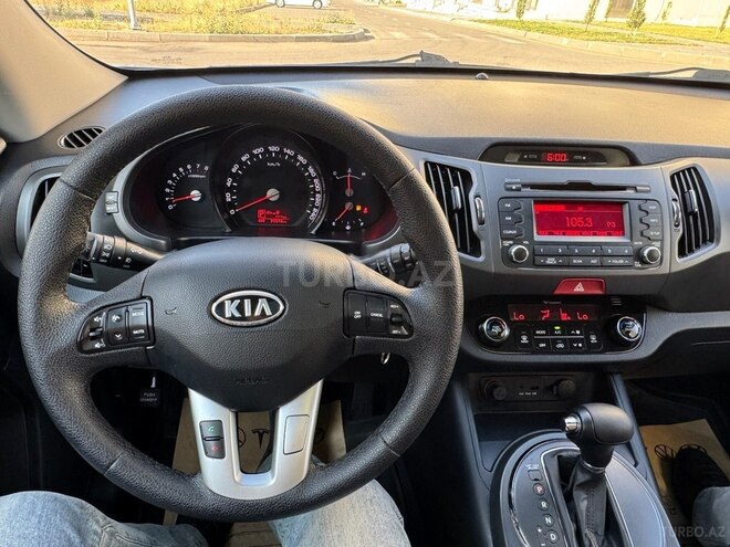 Kia Sportage-12