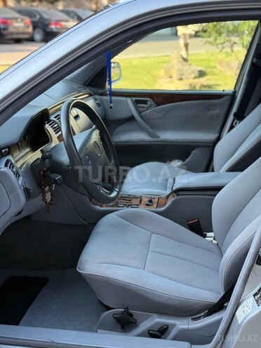 Mercedes E 220 d 2000, 414,000 km - 2.2 л - Bakı