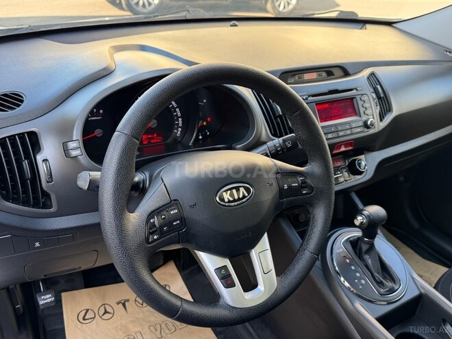 Kia Sportage-13