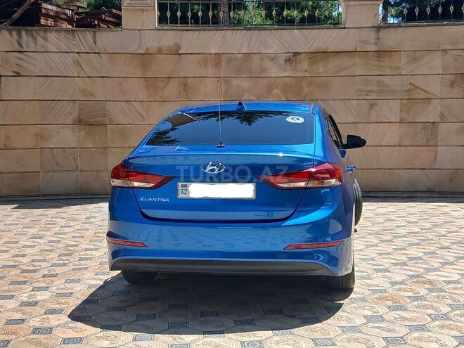 Hyundai Elantra 2017, 115,000 km - 2.0 l - Gəncə