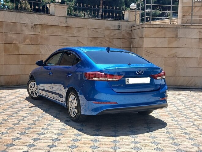 Hyundai Elantra 2017, 115,000 km - 2.0 l - Gəncə