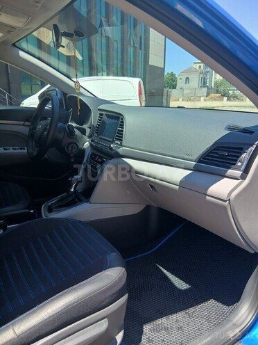 Hyundai Elantra 2017, 115,000 km - 2.0 l - Gəncə