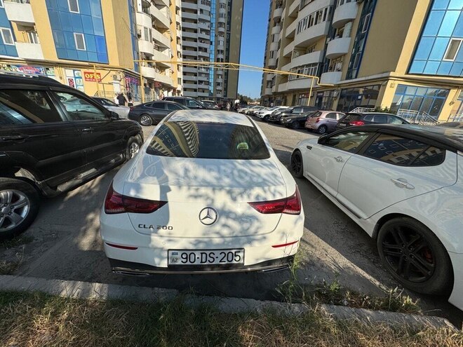 Mercedes CLA 200 2019, 65,000 km - 1.3 l - Bakı