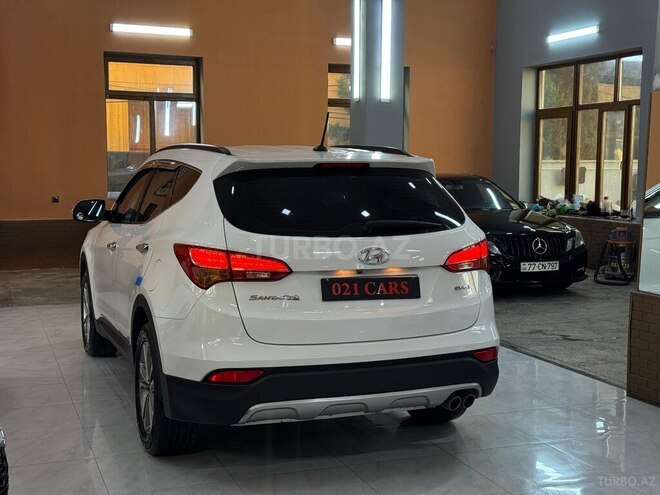 Hyundai Santa Fe-15