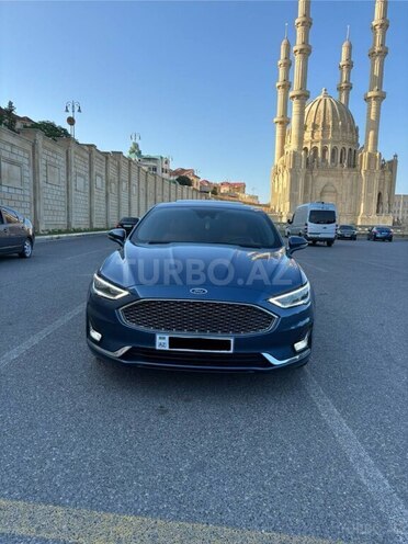Ford Fusion (North America) 2019, 157,000 km - 2.0 л - Bakı