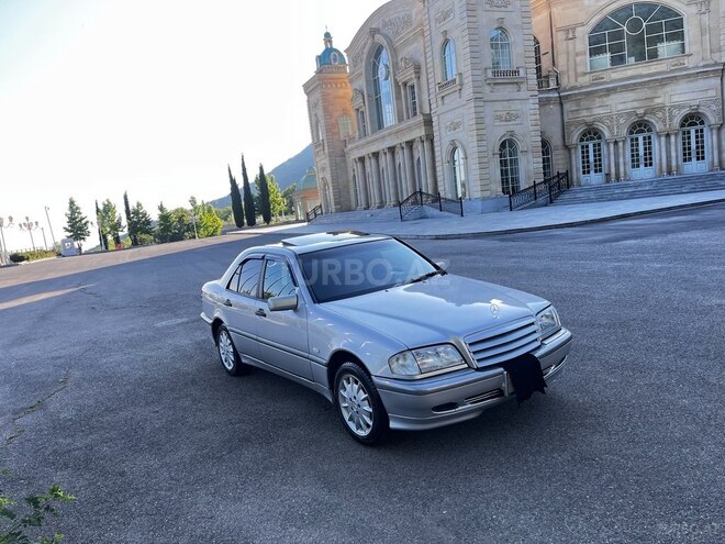 Mercedes C 200 1997, 286,500 km - 2.0 l - Qəbələ