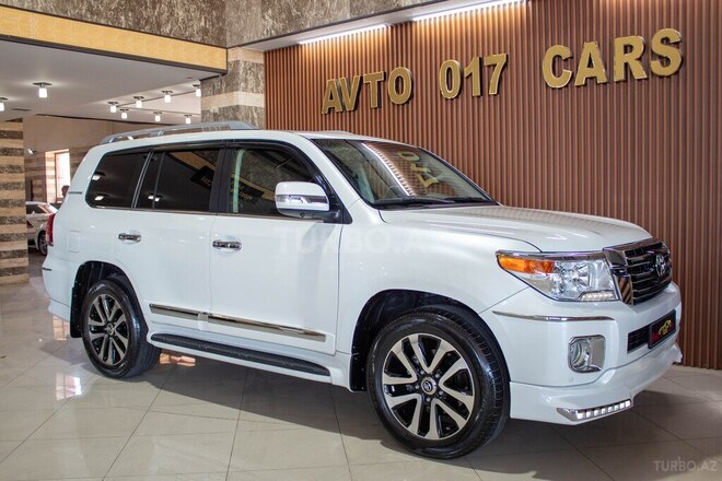 Toyota Land Cruiser-10