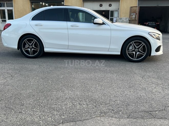 Mercedes C 300 2015, 170,000 km - 2.0 л - Sumqayıt
