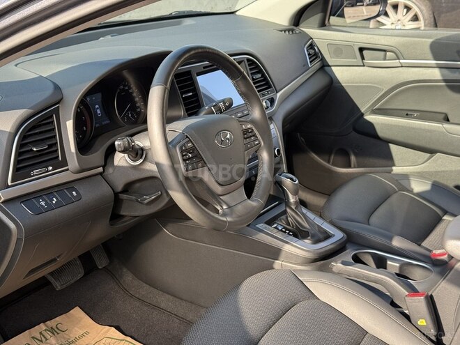 Hyundai Avante 2017, 151,000 km - 1.6 л - Bakı