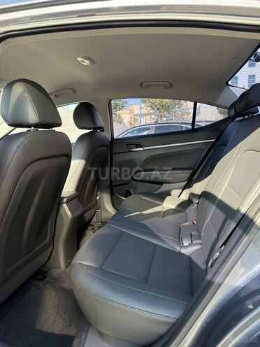 Hyundai Avante 2017, 151,000 km - 1.6 л - Bakı