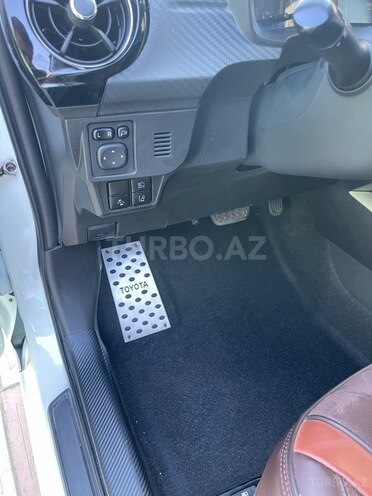 Toyota Corolla Axio 2018, 82,000 km - 1.5 л - Bakı